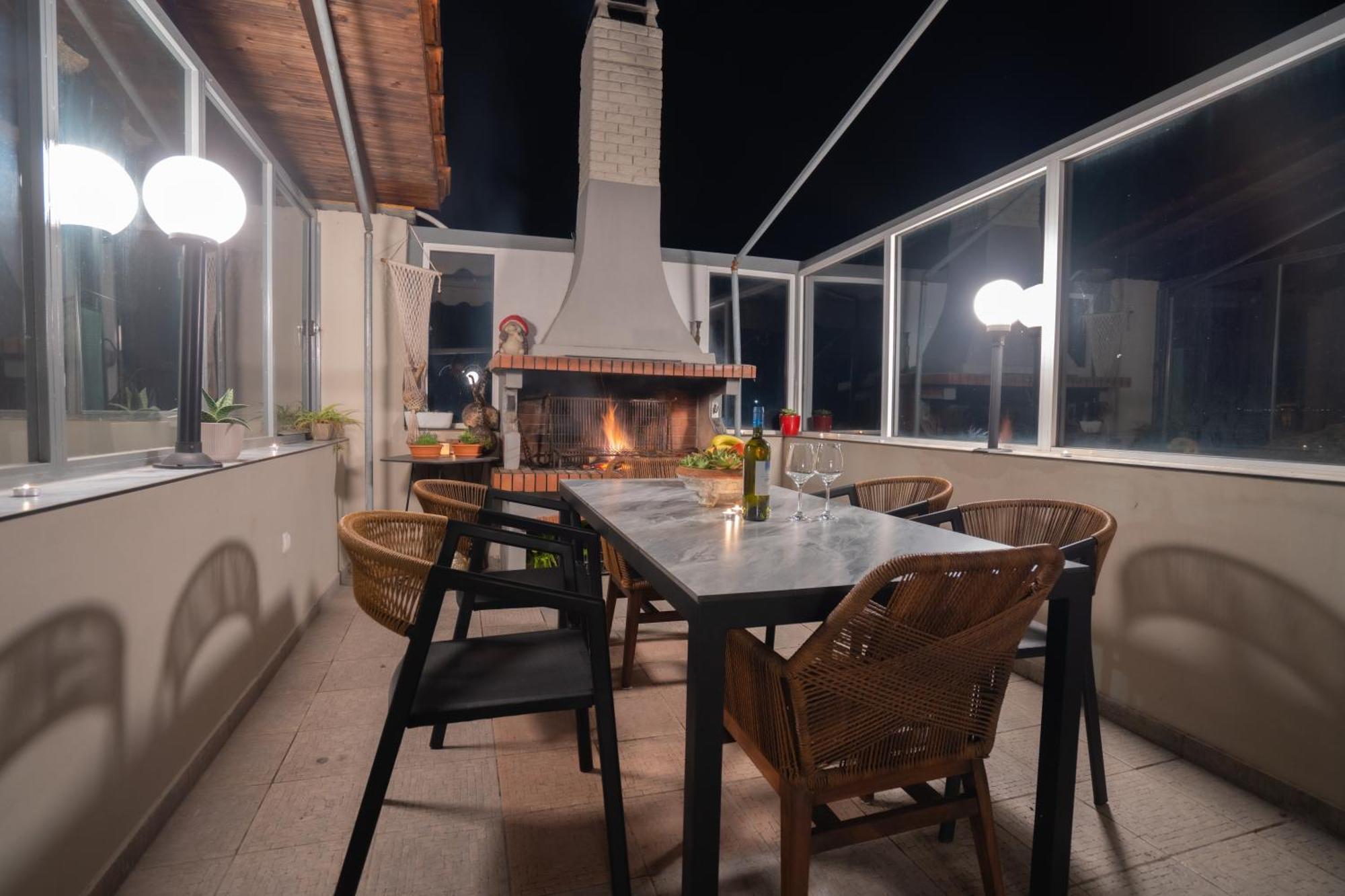 הוילה Exaplatanos Marvic House מראה חיצוני תמונה